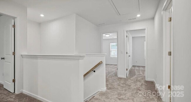 Building Photo - 11028 Wickenden Wy