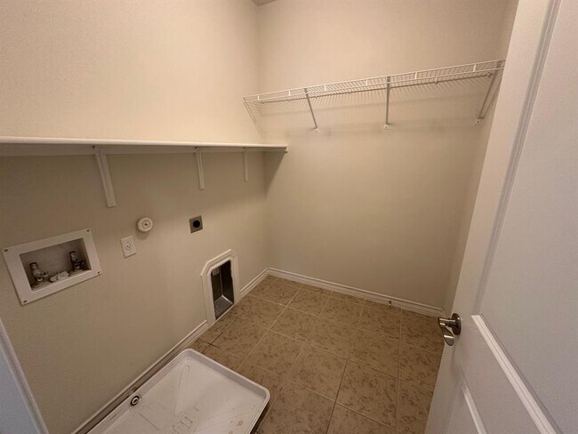 Building Photo - 16021 Nightshade St