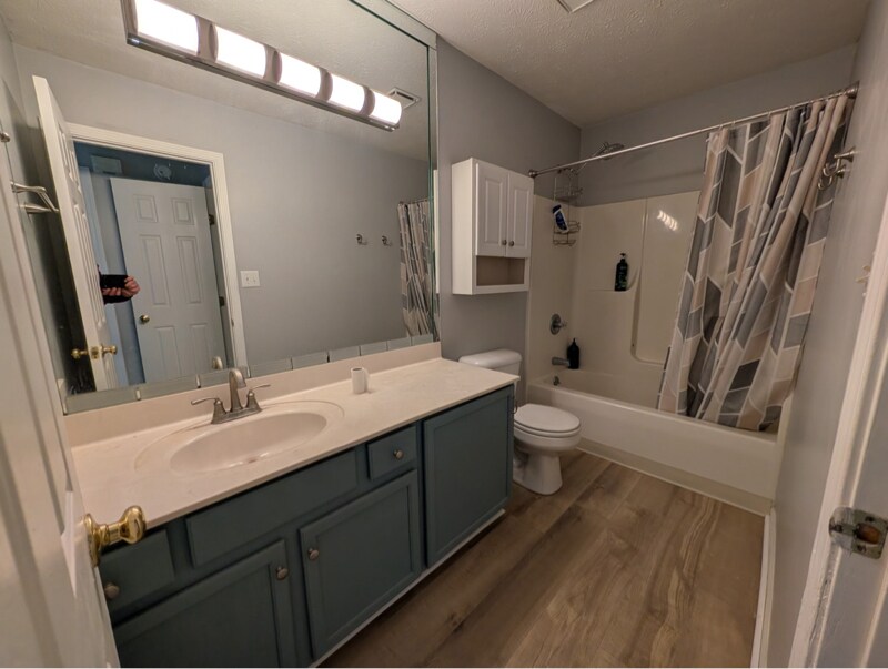 Building Photo - 3624 Beechwood Cir