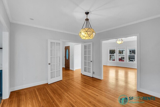 Building Photo - Outer Sunset: Updated Single Family Home w/ Bonus Rooms, Deck, Yard, Garage, EV Charger, Power Wa...