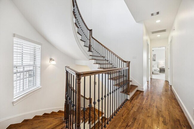 Building Photo - 1318 Bobbitt Manor Ln
