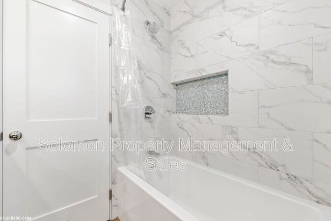 Building Photo - 315 Cerro St