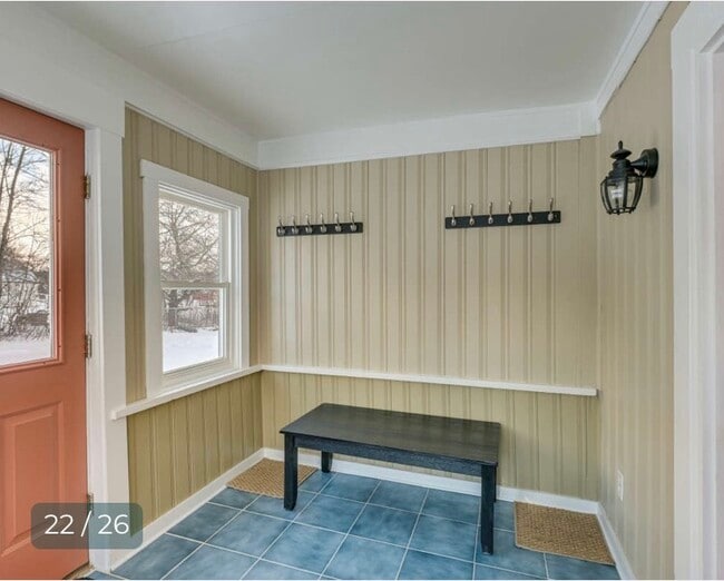 Building Photo - 15 Cottage Rd