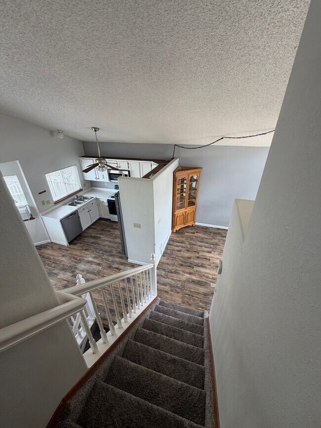 Building Photo - Vickers Heights 4 Bedroom, 3 Bathroom Single Family Home with Fenced in Yard