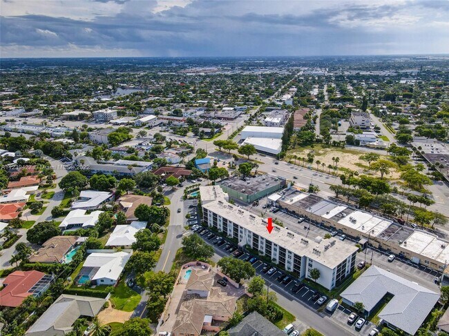 Building Photo - 4501 NE 21st Ave