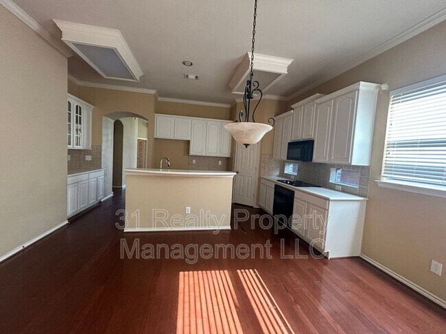 Building Photo - 4632 Aylesbury Ct