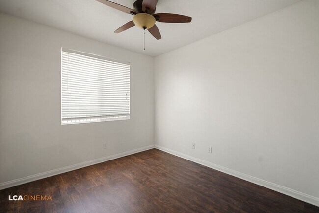 Building Photo - 5107 Via Palermo Dr