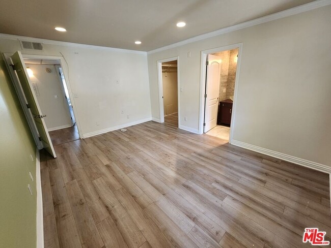 Building Photo - 11230 Peach Grove St