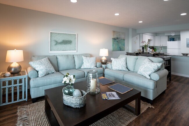 Building Photo - OCEANFRONT GETAWAY OFF-SEASON MONTHLY RENTAL