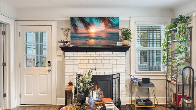 Building Photo - 3576 Norland Ct