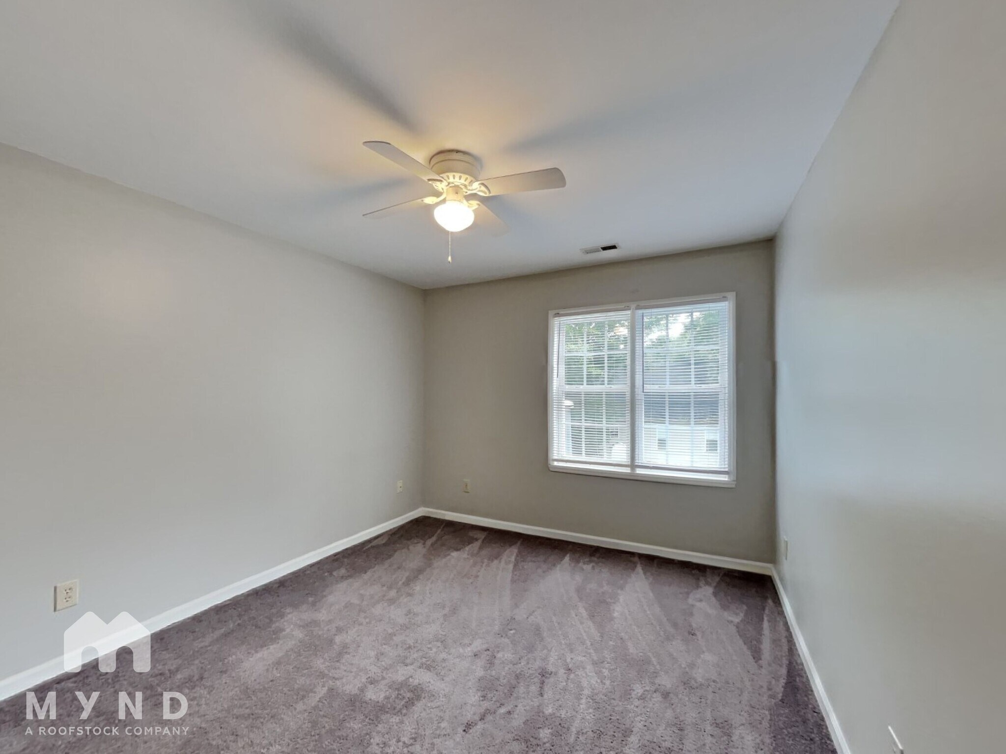 Building Photo - 2745 Sterling Park Dr