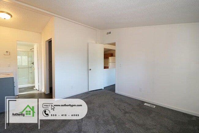 Building Photo - 7700 Fisher Ln