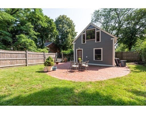 Building Photo - 87 High St