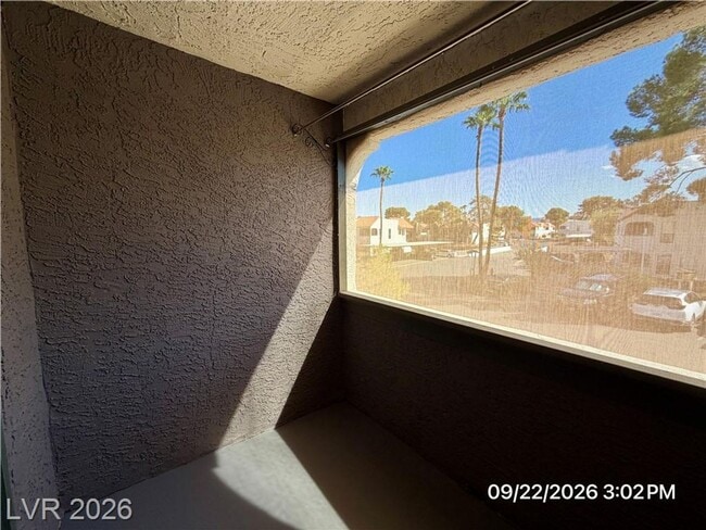 Building Photo - 711 Bass Dr