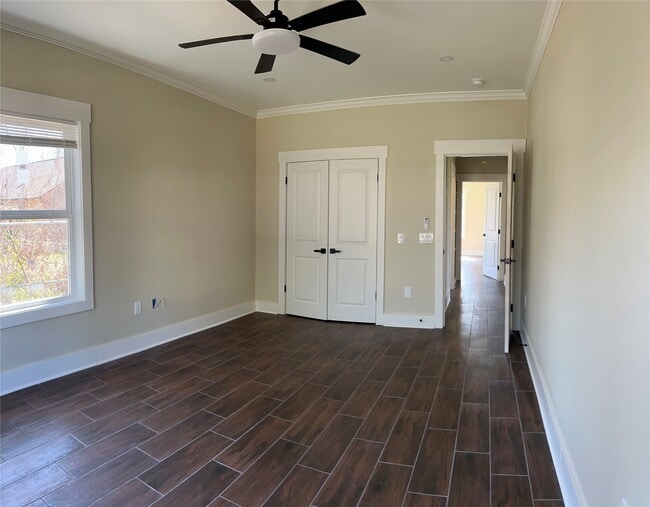 Building Photo - 1148 Panama St