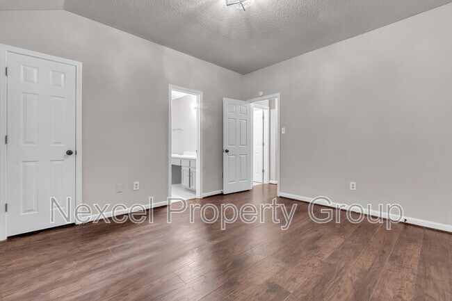 Building Photo - 4236 Appian Dr