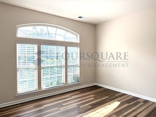 Building Photo - Beautiful 4-Bedroom Home Screened Porch & Bonus Room – Minutes from RTP, Shopping & Dining , Comm...