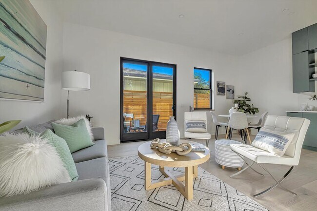 Building Photo - 103-119 Darlington Lane