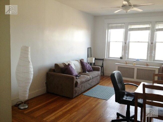 Building Photo - 2 bedroom in Brighton MA 02135