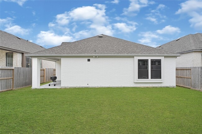 Building Photo - 12331 Palmetto Dr