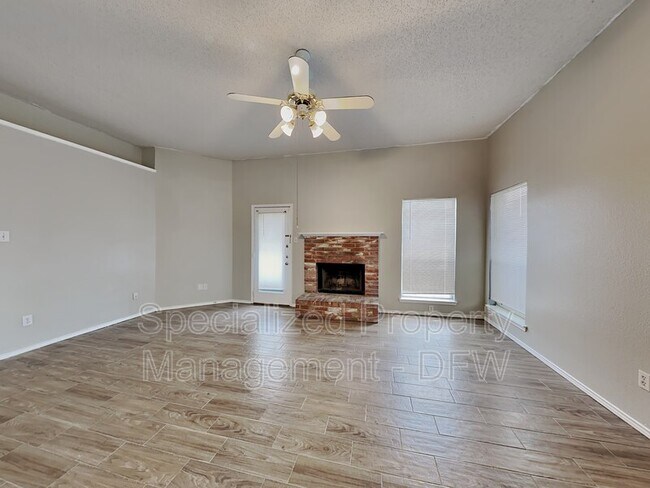 Building Photo - 311 Toronto Cir