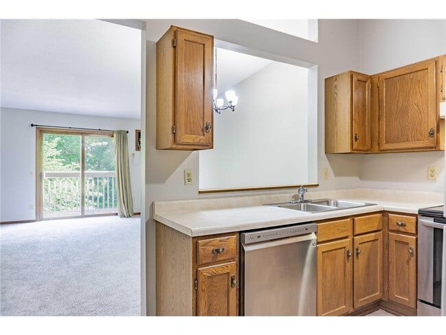 Building Photo - 17494 Pond Cir