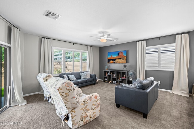 Building Photo - 3117 S Signal Butte Rd