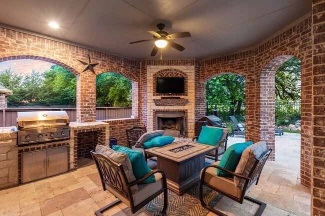 Building Photo - 981 Deer Run Ln