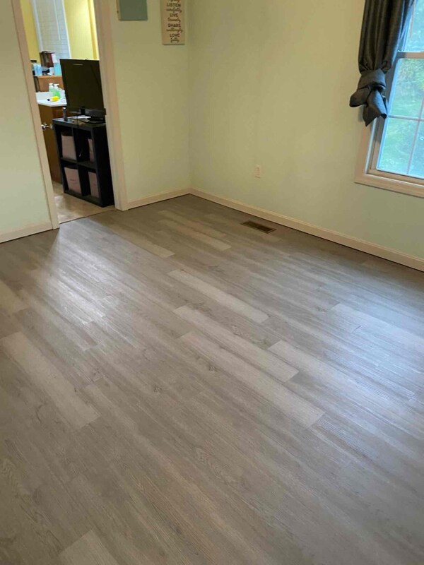 Building Photo - 225 Persimmon Lane