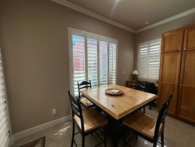 Building Photo - MOVE-IN SPECIAL! GET TWO WEEKS FREE WHEN YOU MOVE IN BEFORE THE END OF DECEMBER!