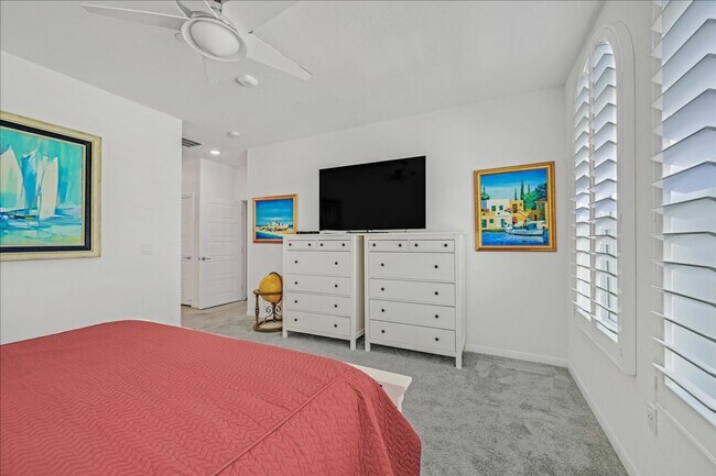 Building Photo - FULLY FURNISHED RENTAL
