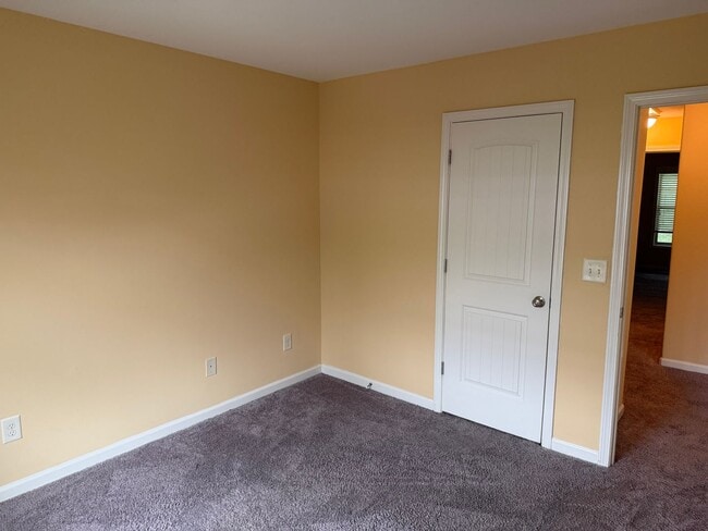 Building Photo - 6147 Neuse Wood Dr
