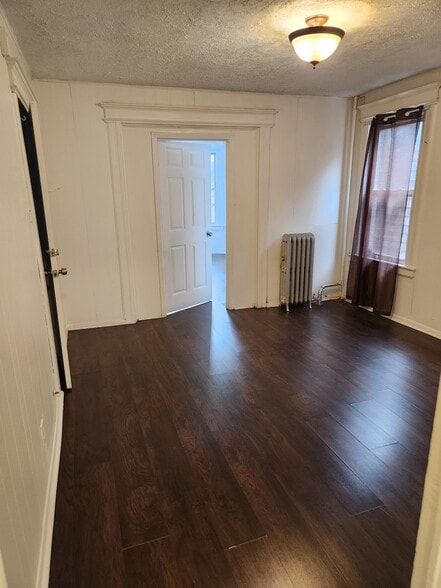 Building Photo - 309 Ellis Ave