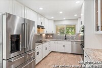 Building Photo - 14115 Moss Farm St