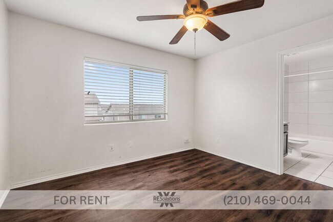 Building Photo - 8709 Azul Sky Ct