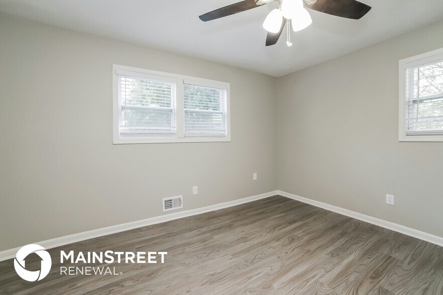 Building Photo - 8339 Reinosa Way