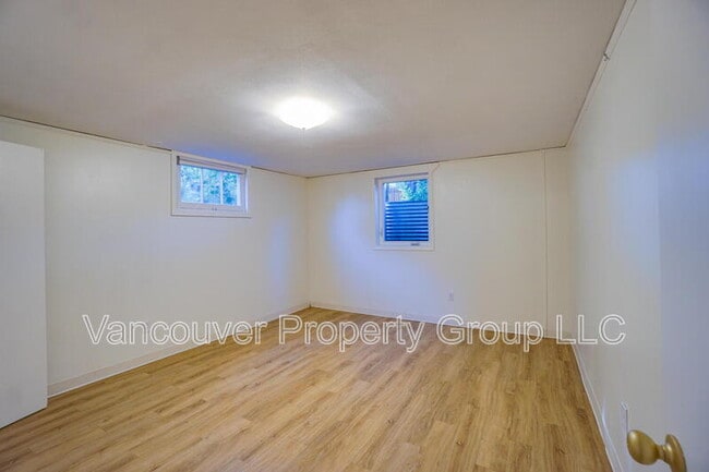 Building Photo - 8709 NE 63rd St