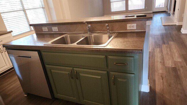 Building Photo - 3792 Turetella Dr