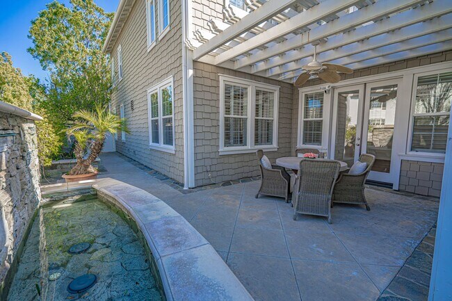 Building Photo - 23932 Windward Ln
