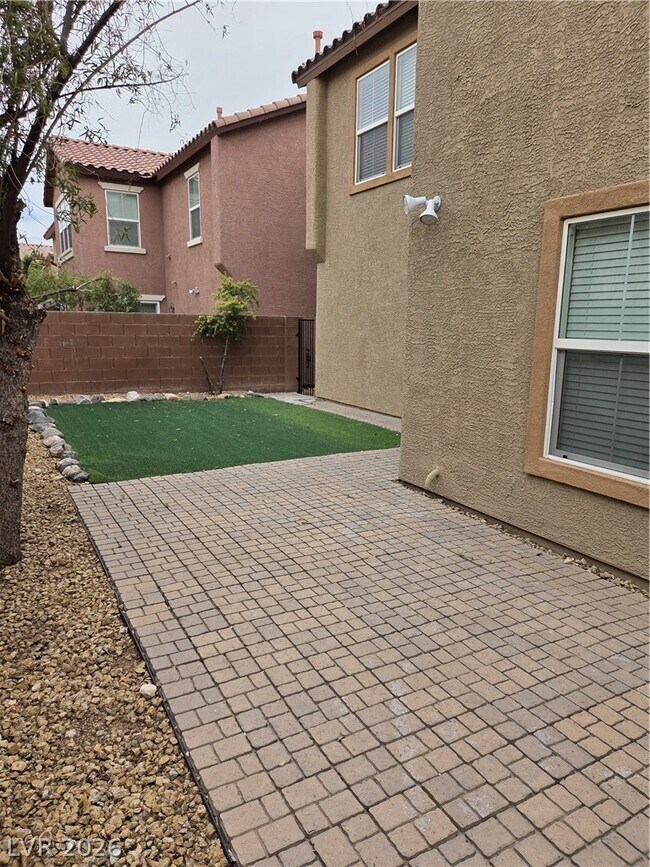 Building Photo - 7166 Indian Gap Ave