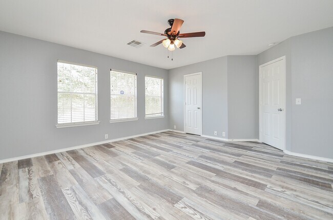 Building Photo - 20131 Larkspur Landing