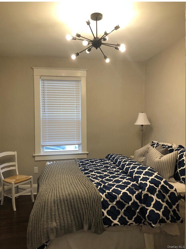 Building Photo - 40 Main St