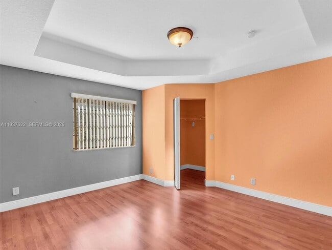 Building Photo - 3878 Tree Top Dr