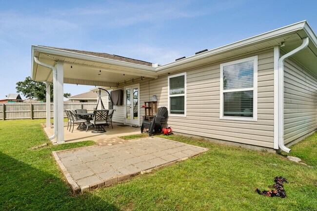 Building Photo - 7131 Penn Way