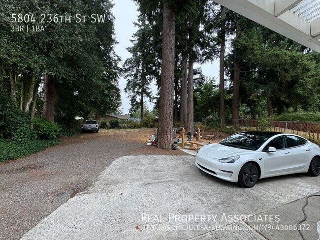 Building Photo - 5804 236th St SW