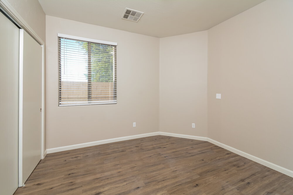 Building Photo - 11838 W Foothill Dr