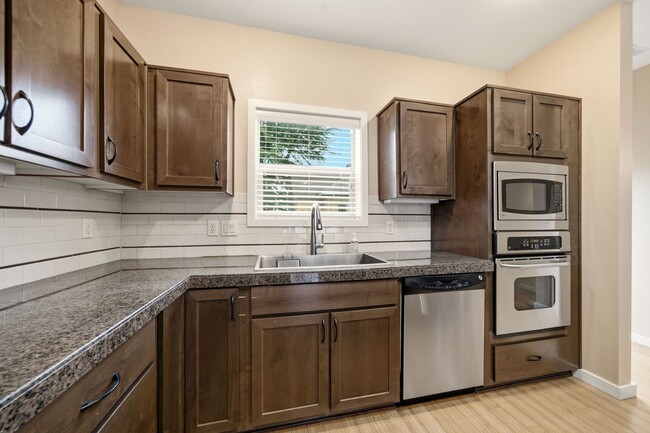 Building Photo - 4104 S Corbett Ave