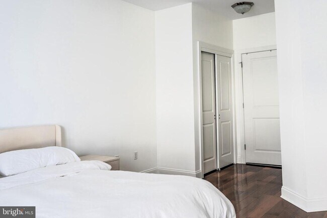 Building Photo - 2350 NJ-33