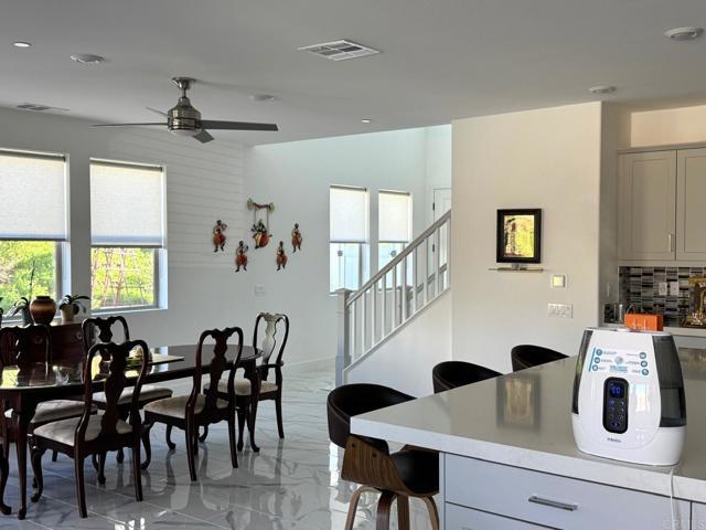 Building Photo - 911 Lindbergh Dr