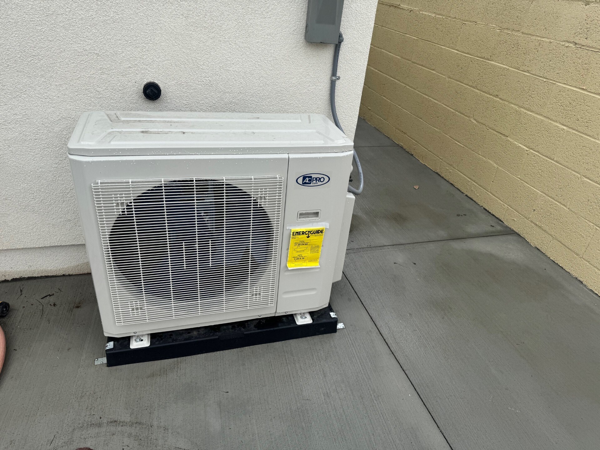 Building Photo - 1904 W 153rd St